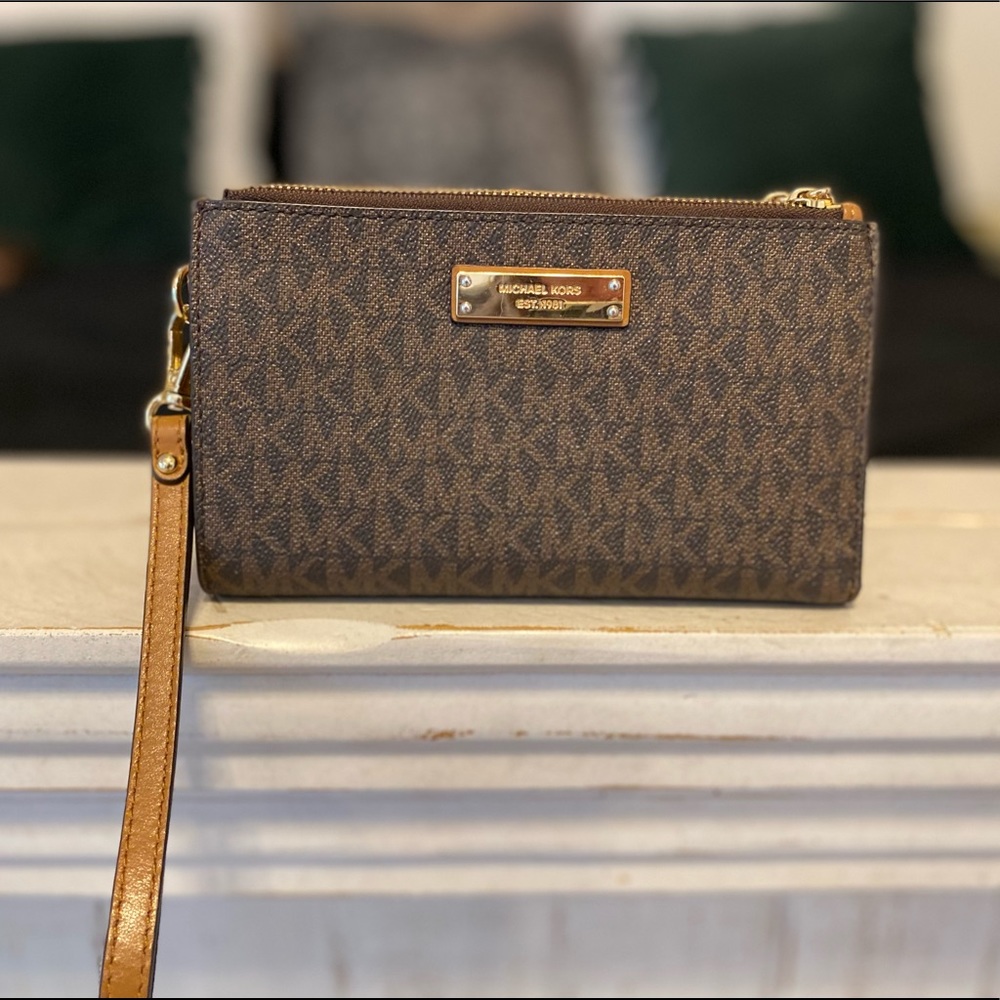 Adele Logo Smartphone Wallet - image 1